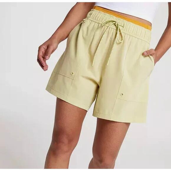 Calia Women’s Hike Shorts in Light Green, size L, NWT! - Picture 1 of 10